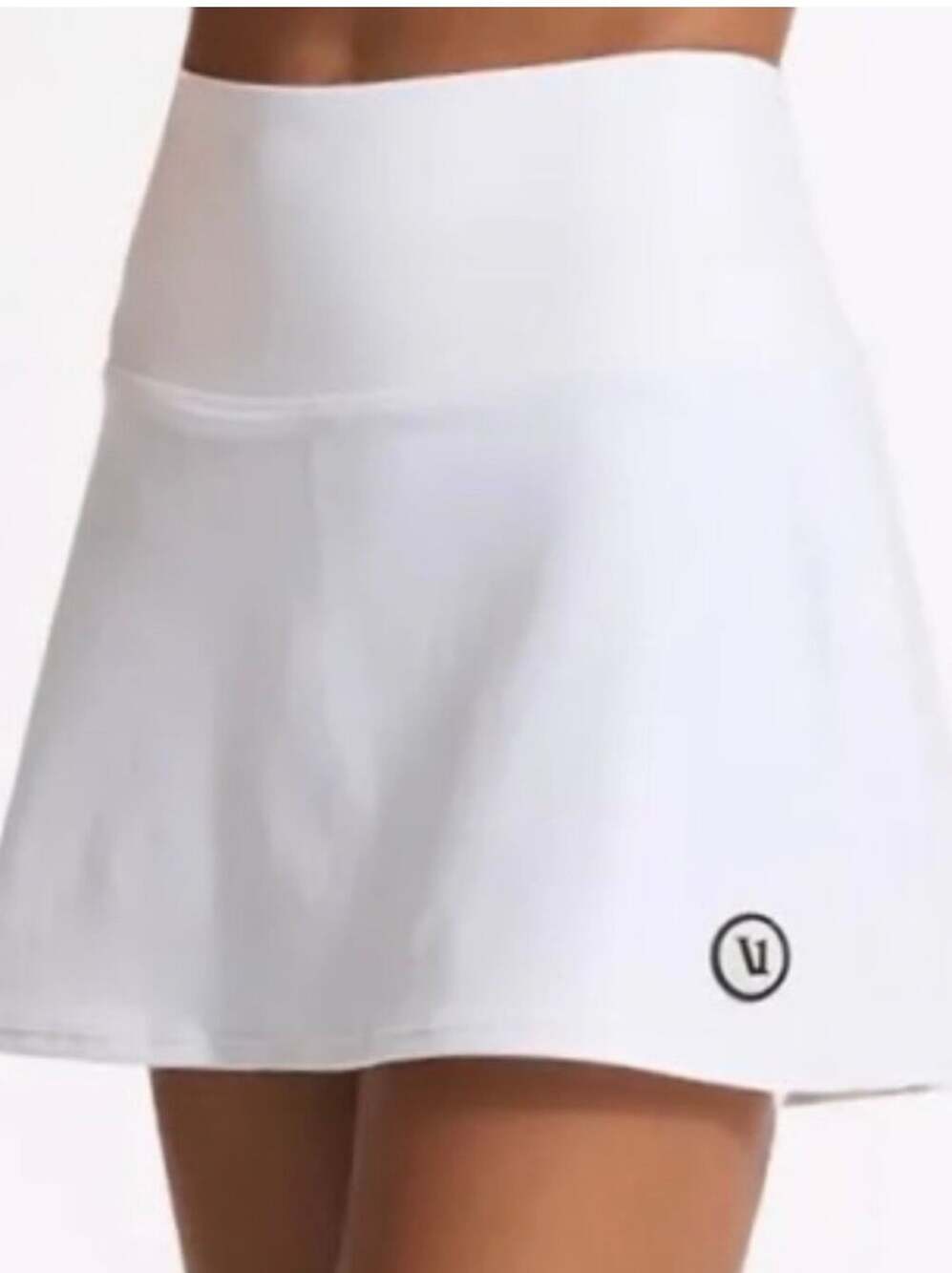 Vuori Volley Skirt White Athleisure Tennis Golf Skort sz Medium NEW NWT